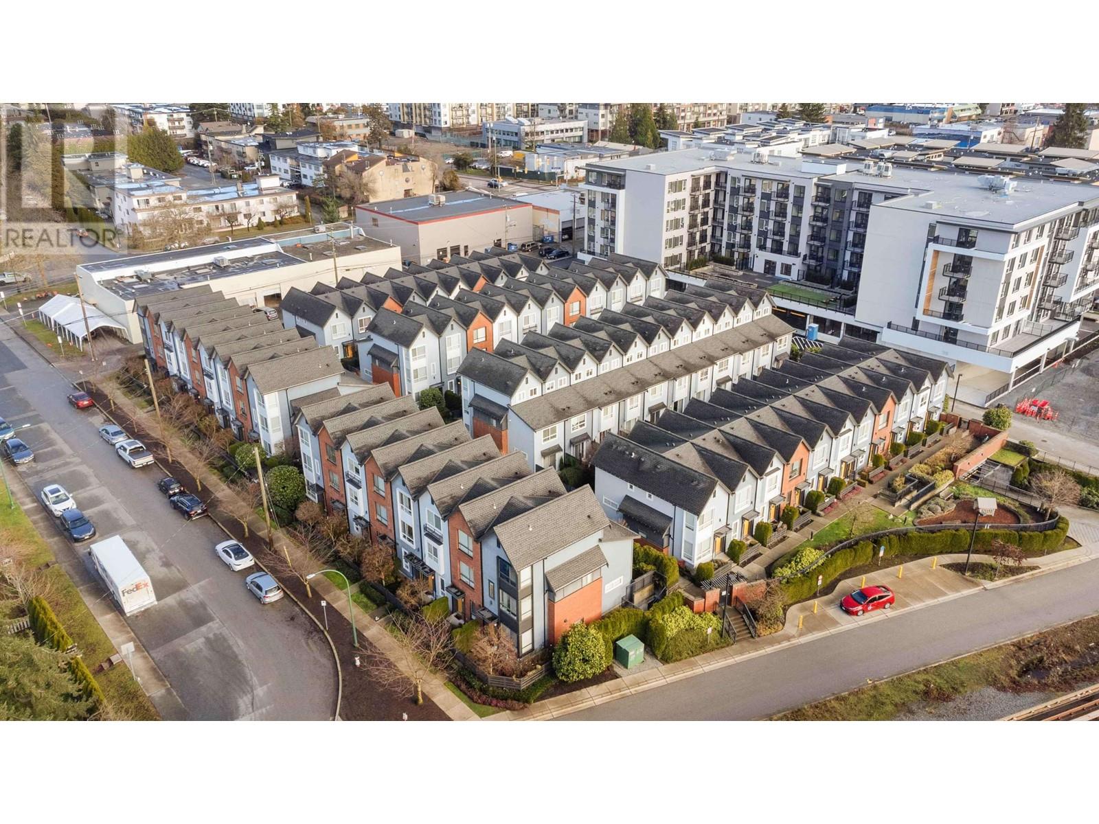 Listing Picture 31 of 34 : 54 6868 BURLINGTON AVENUE, Burnaby / 本拿比 - 魯藝地產 Yvonne Lu Group - MLS Medallion Club Member