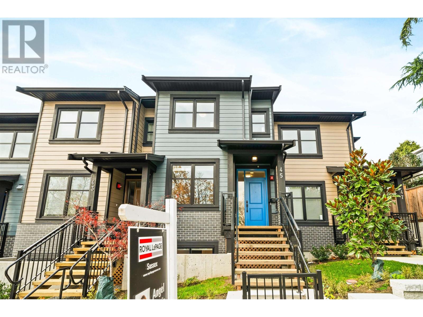 45 E 8th Avenue, New Westminster, British Columbia  V3L 4J4 - Photo 2 - R2960491