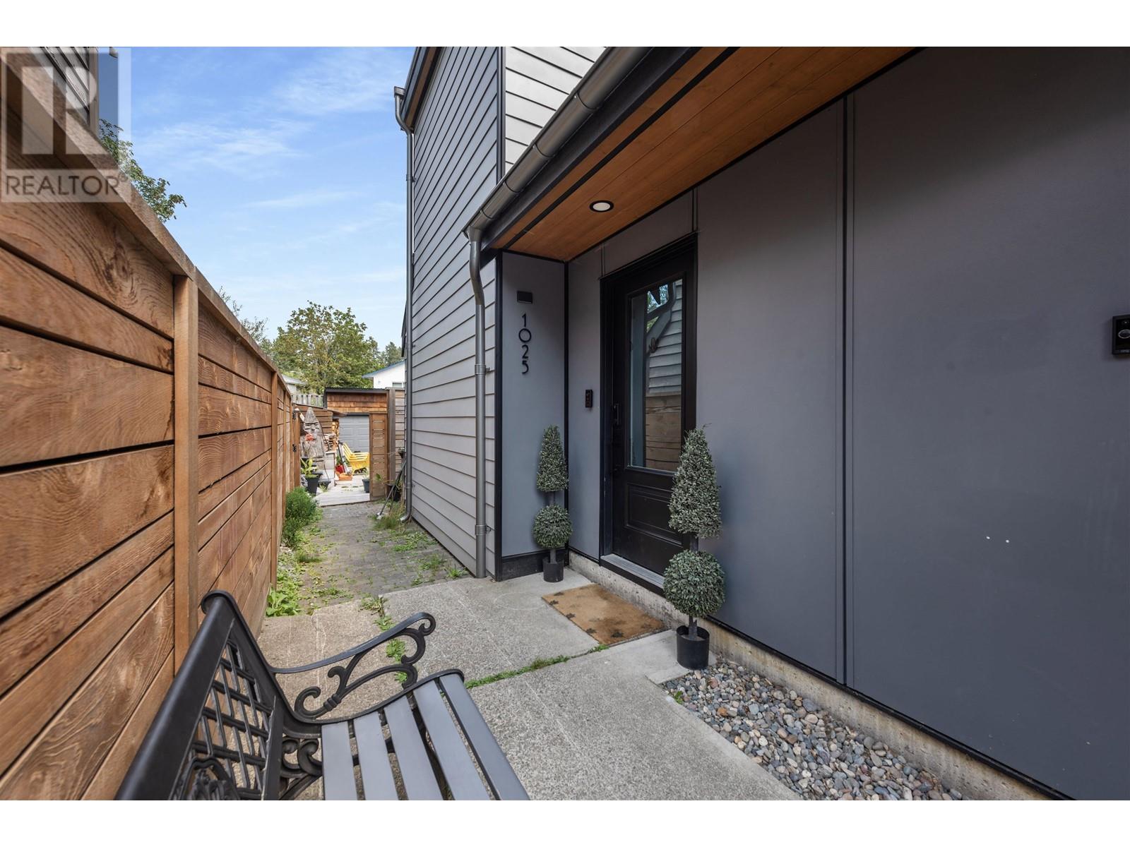 1025 Brothers Place, Squamish, British Columbia  V8B 0A9 - Photo 33 - R2960503