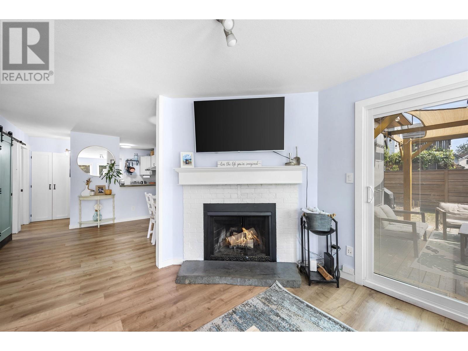 1025 Brothers Place, Squamish, British Columbia  V8B 0A9 - Photo 4 - R2960503