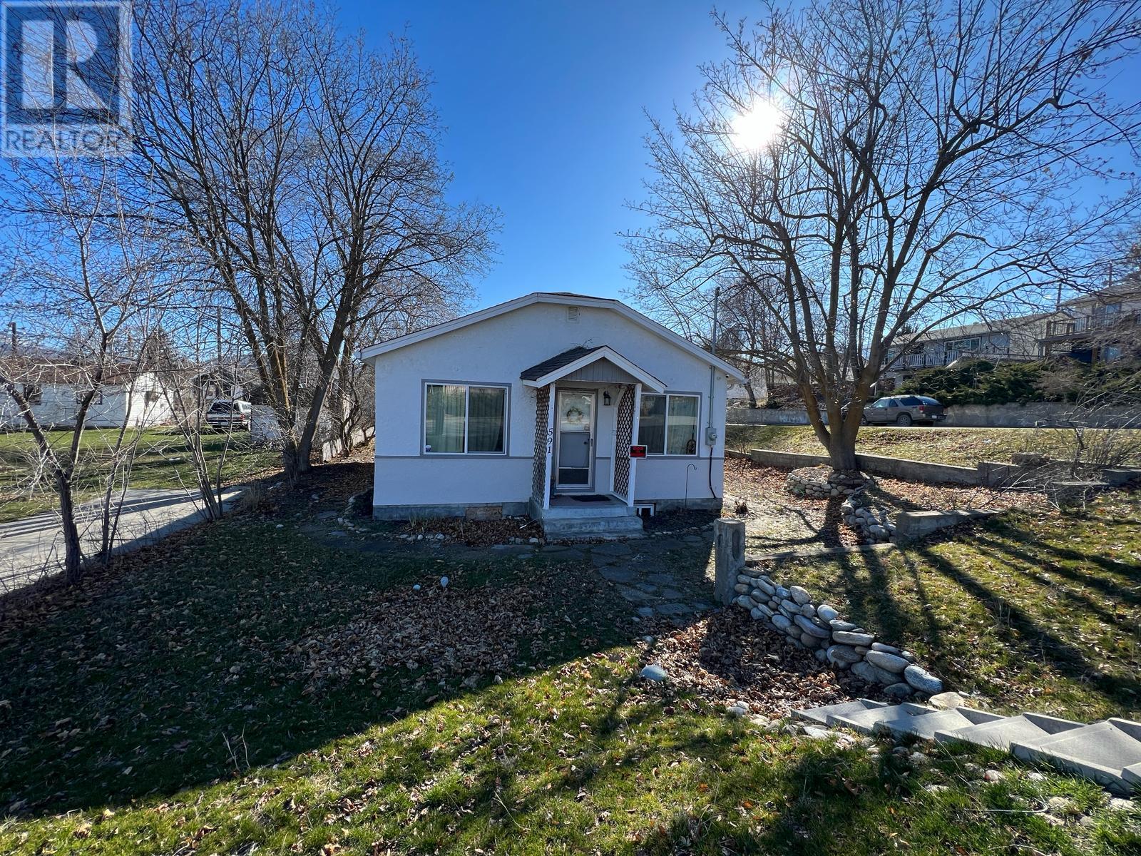 Property at 591 CHURCH Avenue image 5