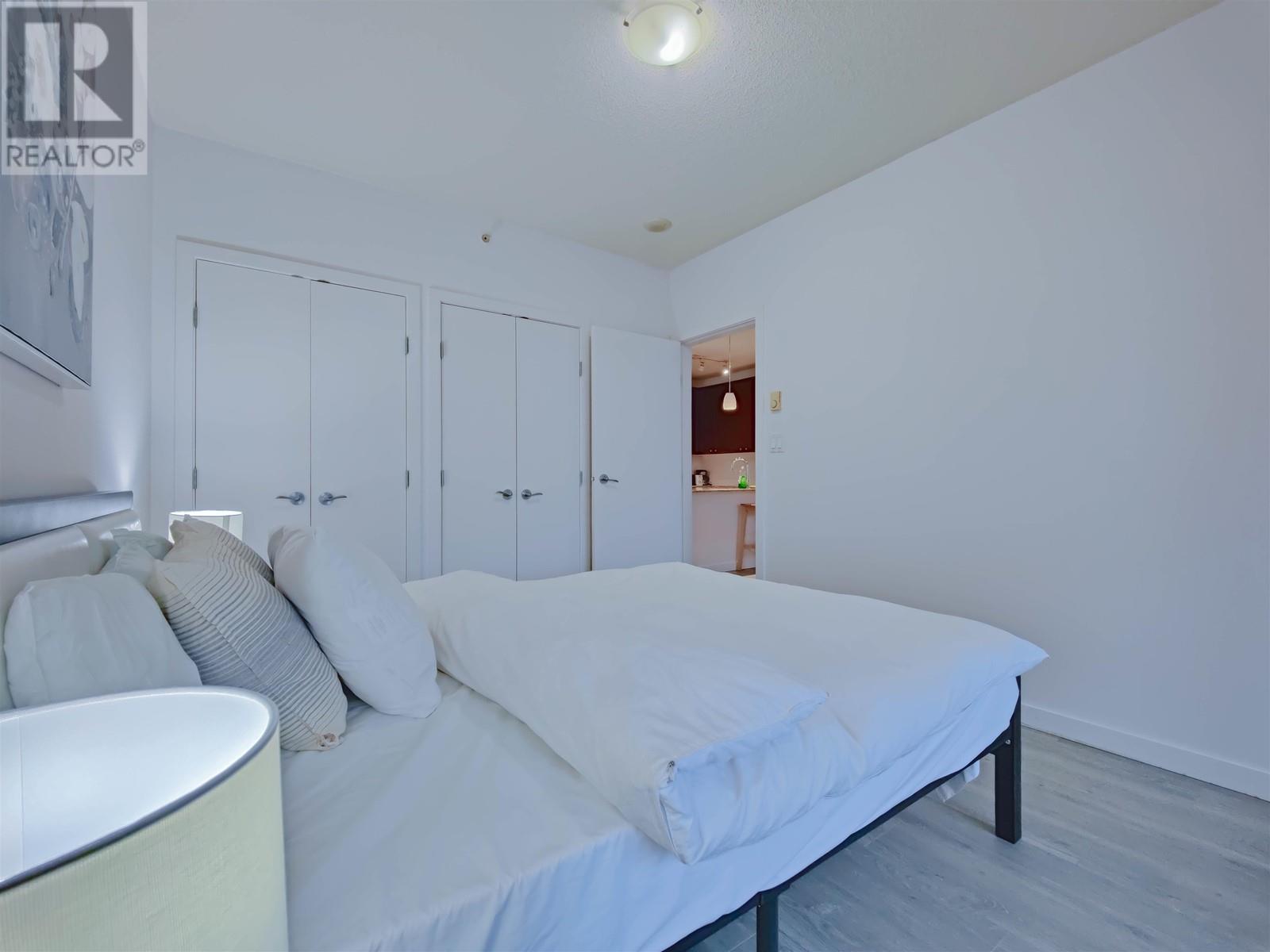 Listing Picture 4 of 18 : 502 7360 ELMBRIDGE WAY, Richmond / 烈治文 - 魯藝地產 Yvonne Lu Group - MLS Medallion Club Member