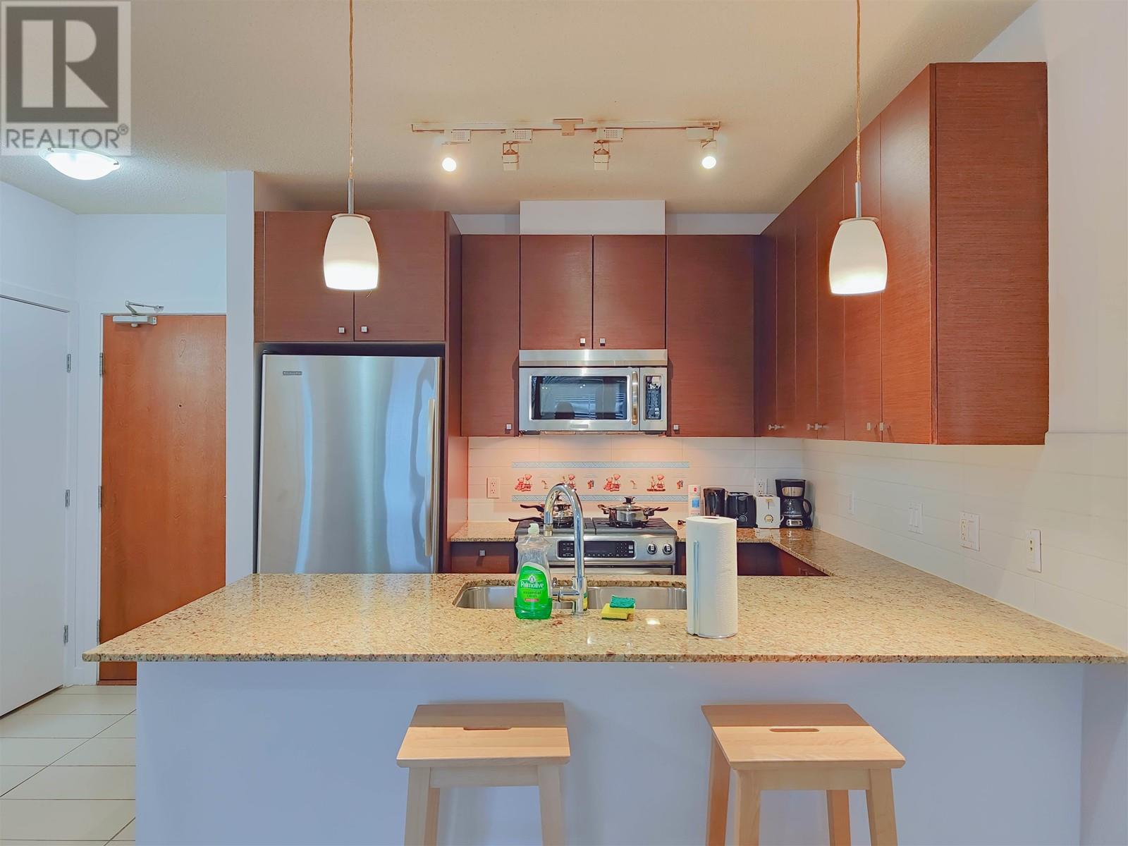 Listing Picture 10 of 18 : 502 7360 ELMBRIDGE WAY, Richmond / 烈治文 - 魯藝地產 Yvonne Lu Group - MLS Medallion Club Member