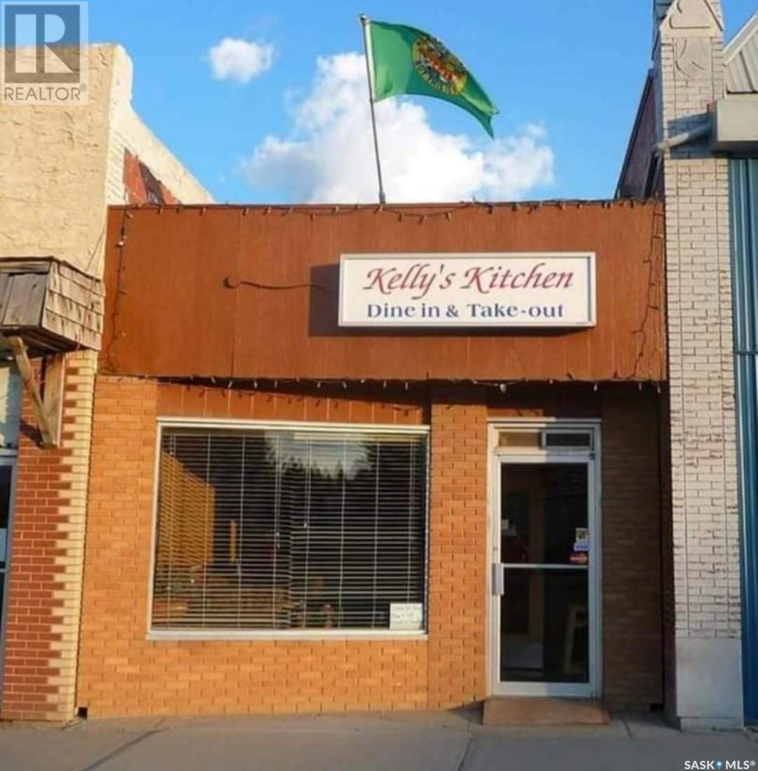 221 Main STREET, Biggar, Saskatchewan