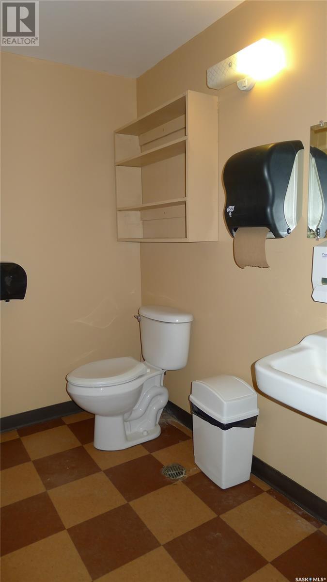 221 Main Street, Biggar, Saskatchewan  S0K 0M0 - Photo 5 - SK993647