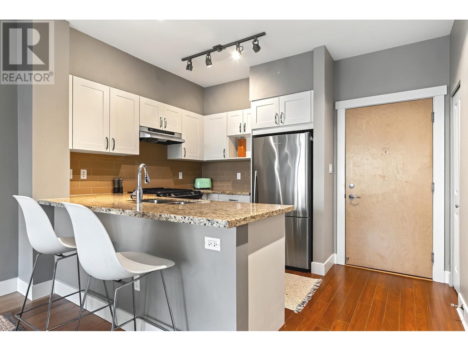 209 2601 Whiteley Court, North Vancouver, British Columbia  V7J 2R7 - Photo 11 - R2960347