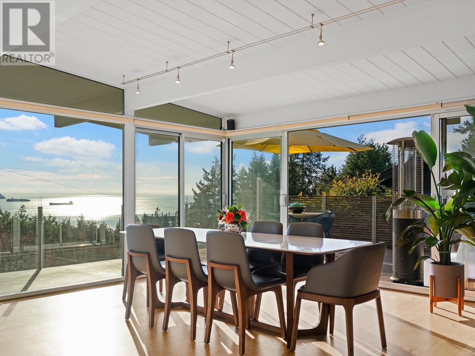 4045 Bayridge Avenue, West Vancouver, British Columbia  V7V 3J9 - Photo 13 - R2959708