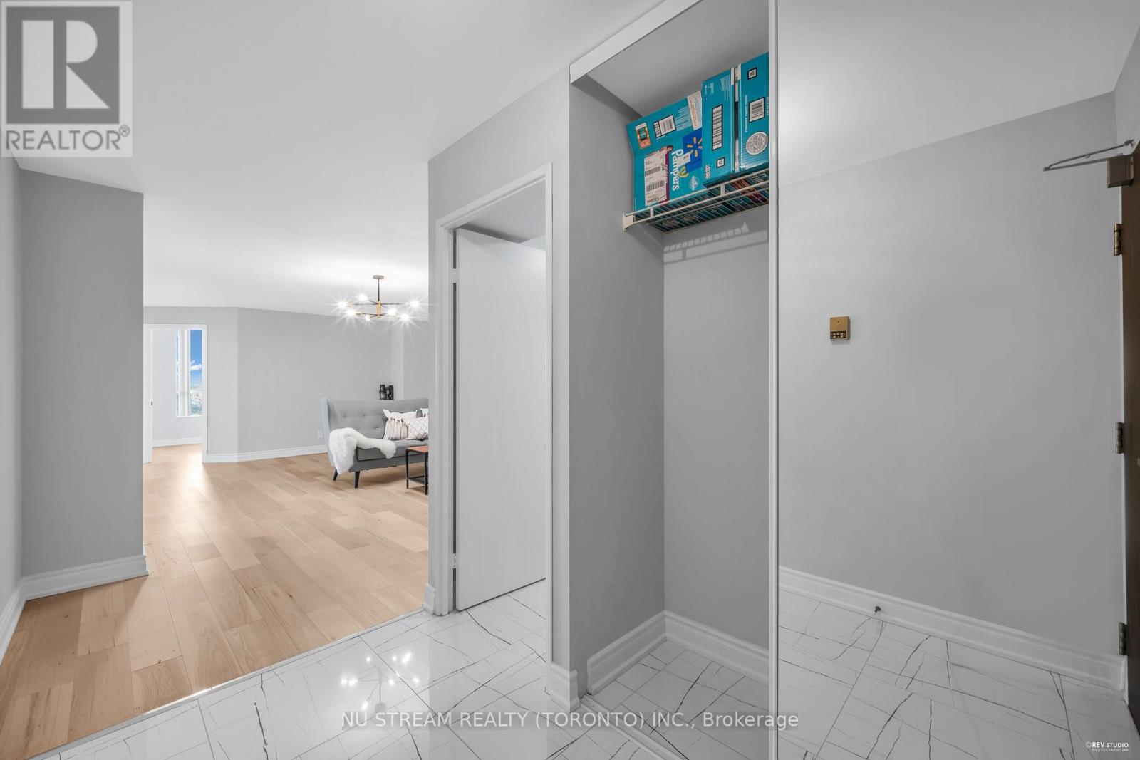 1002 - 1 Reidmount Avenue, Toronto, Ontario  M1S 4V3 - Photo 2 - E11925516