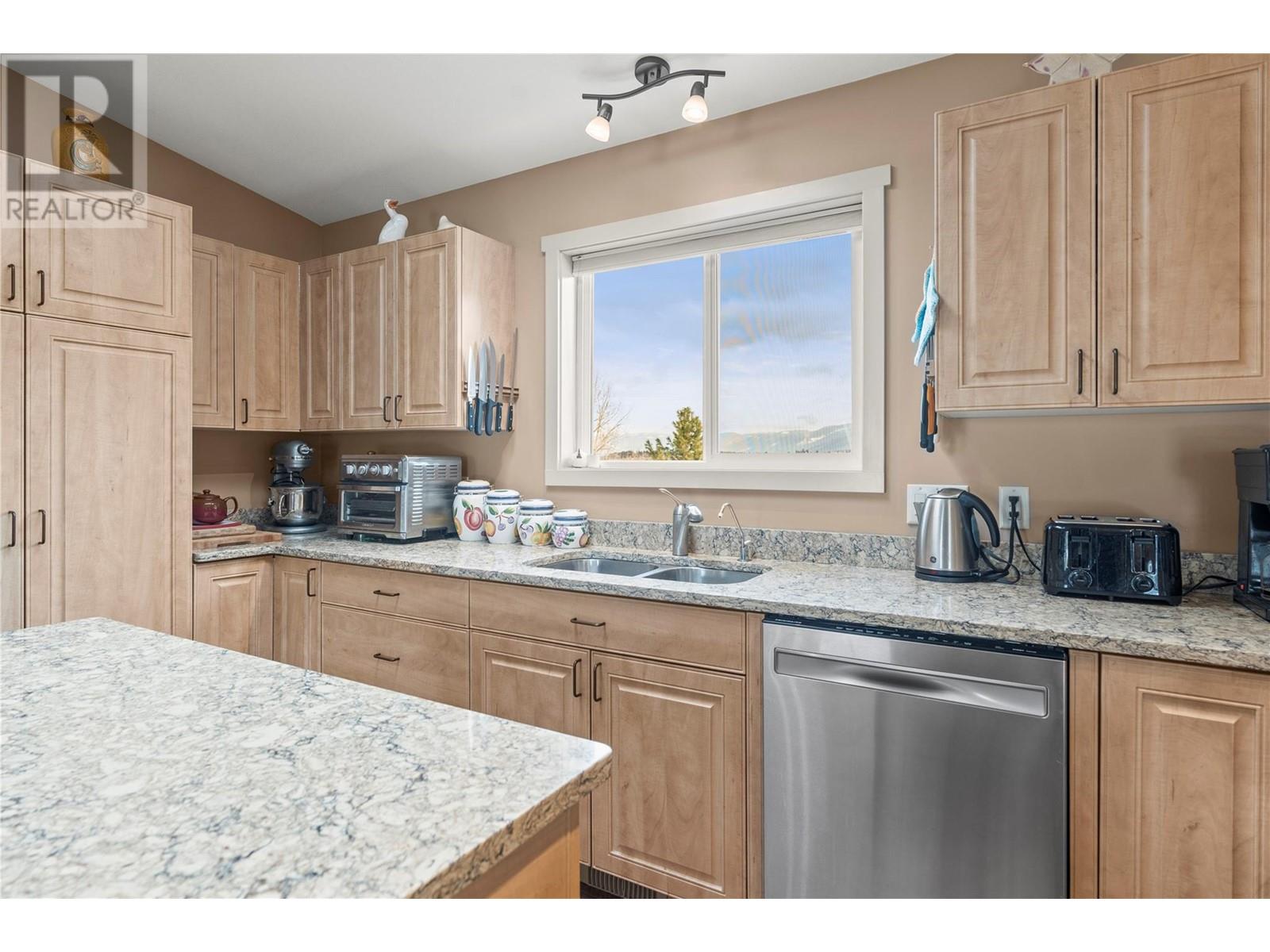 Property at 9510 Highway 97 Unit# 84 image 5