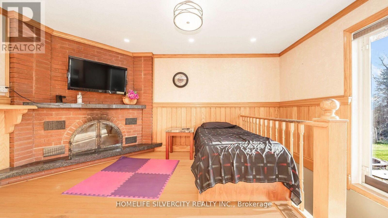 14208 Torbram Road, Caledon, Ontario  L7C 2T1 - Photo 11 - W11942761