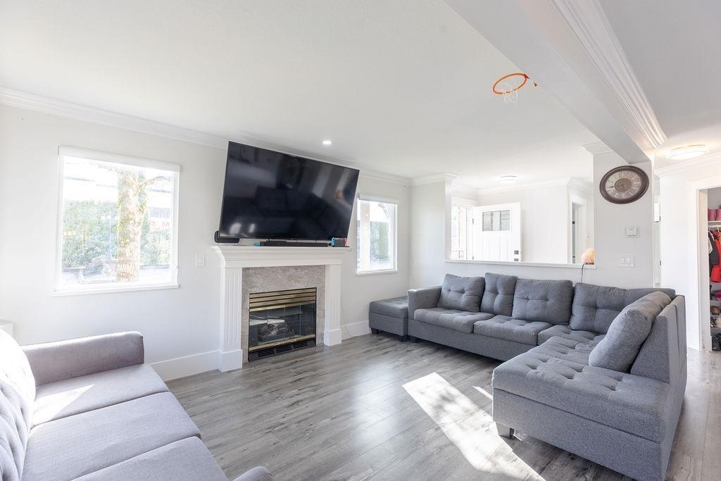 Property at 402 8972 FLEETWOOD WAY image 1
