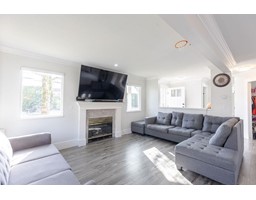 402 8972 FLEETWOOD WAY, surrey, British Columbia