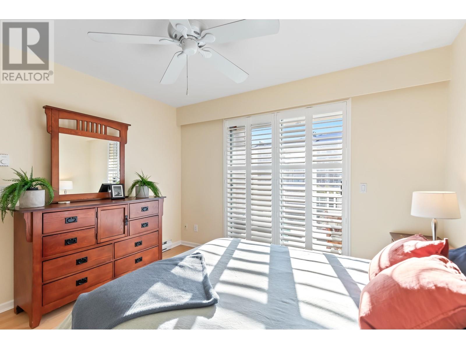 207 3608 DEERCREST DRIVE