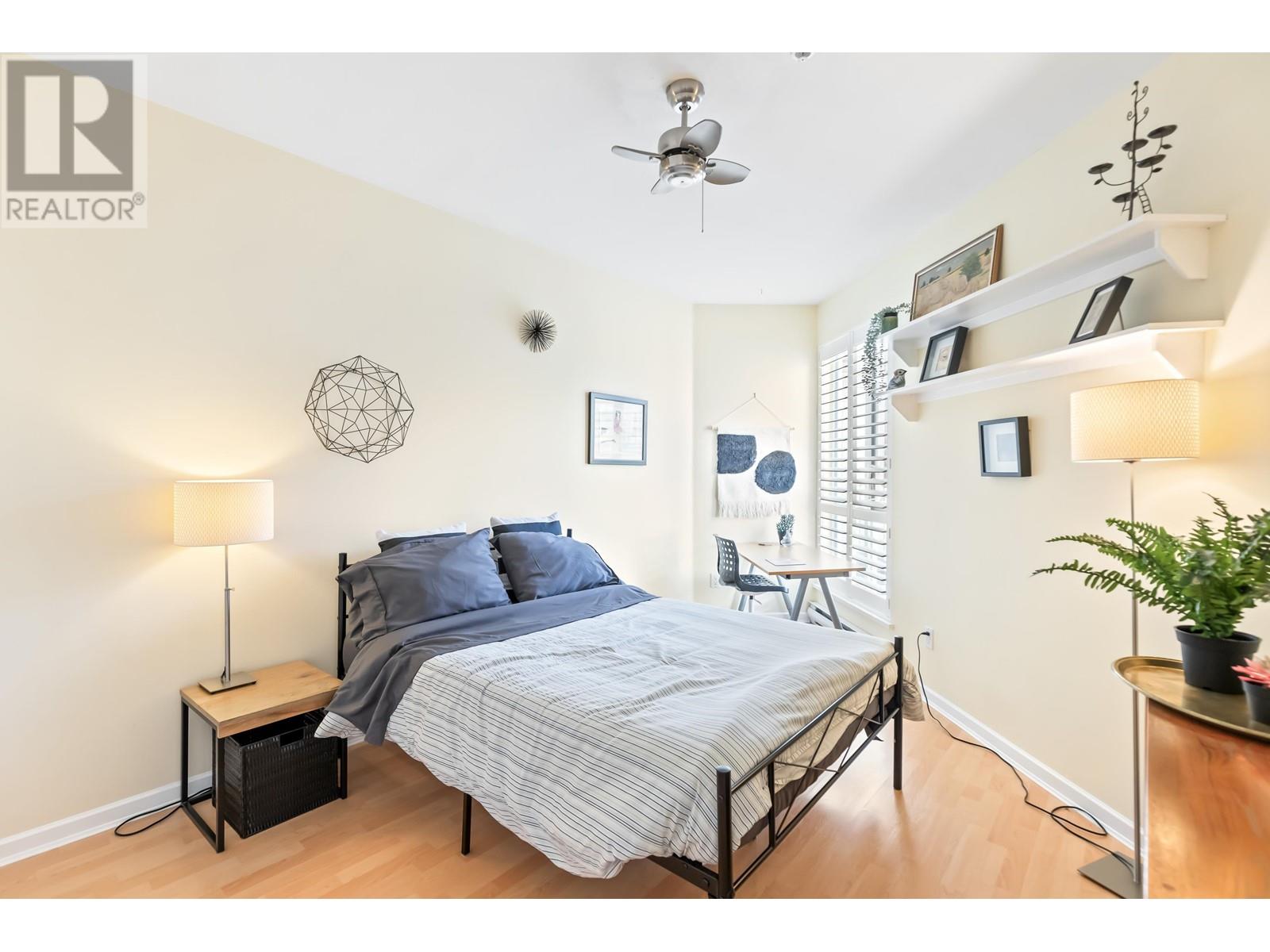 207 3608 DEERCREST DRIVE