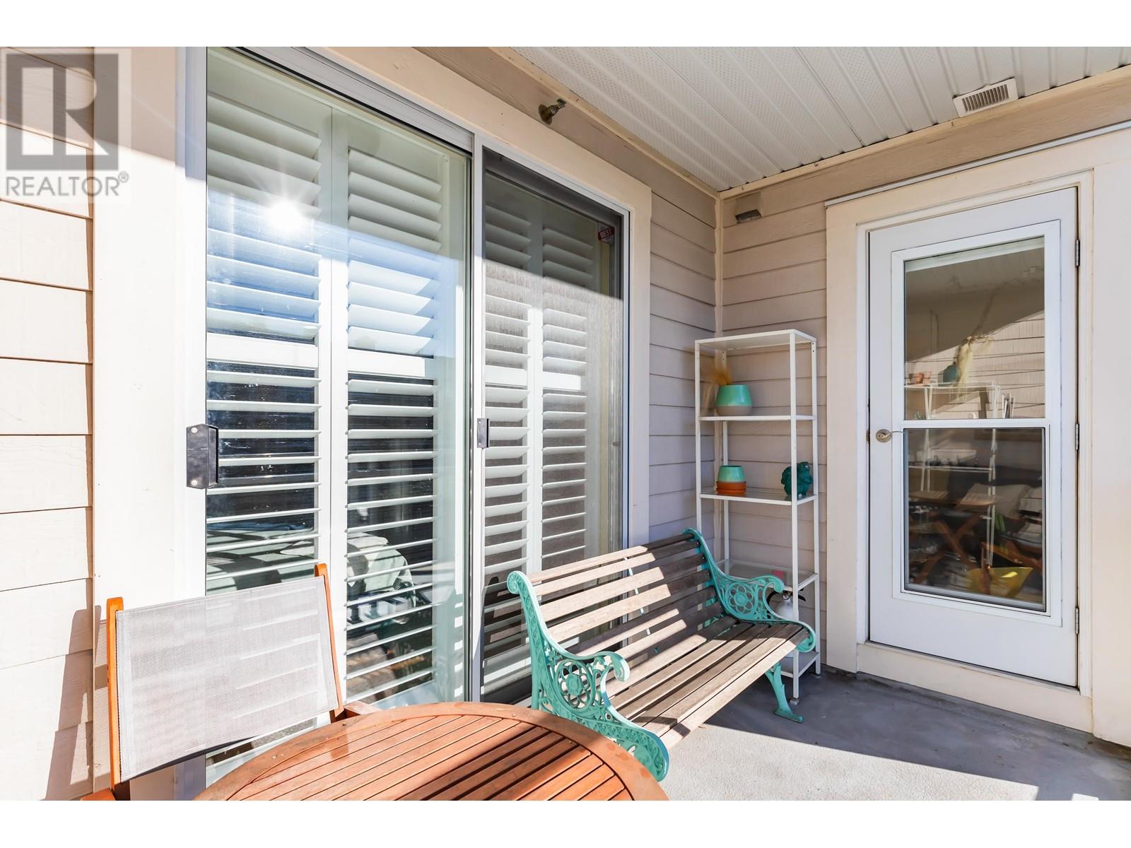 207 3608 DEERCREST DRIVE