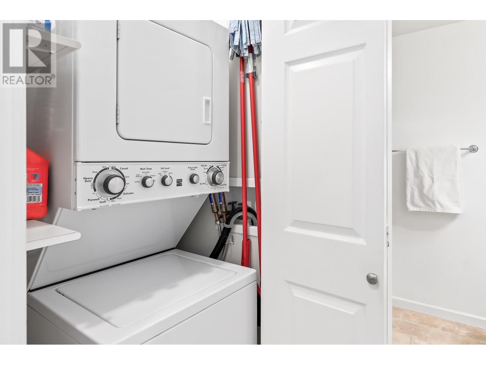 207 3608 DEERCREST DRIVE