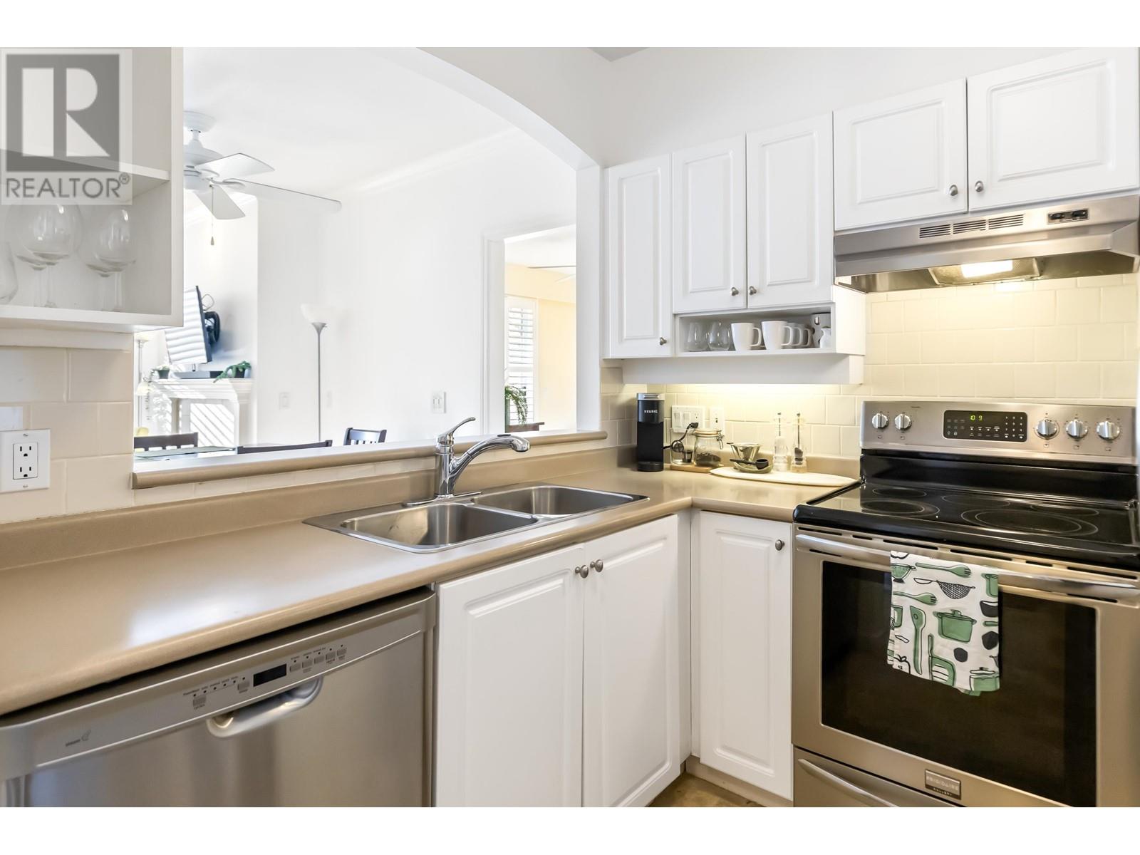 207 3608 DEERCREST DRIVE