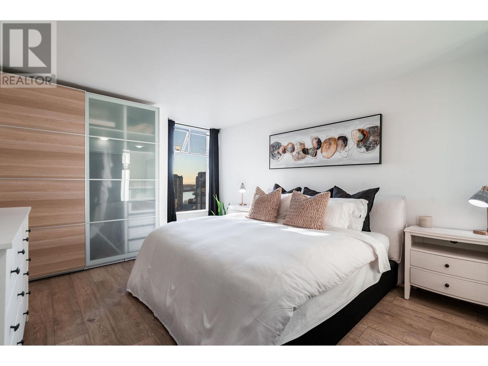 1605 1065 Quayside Drive, New Westminster, British Columbia  V3M 1C5 - Photo 11 - R2960531