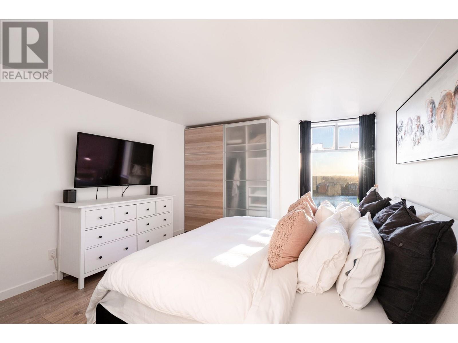 1605 1065 Quayside Drive, New Westminster, British Columbia  V3M 1C5 - Photo 12 - R2960531