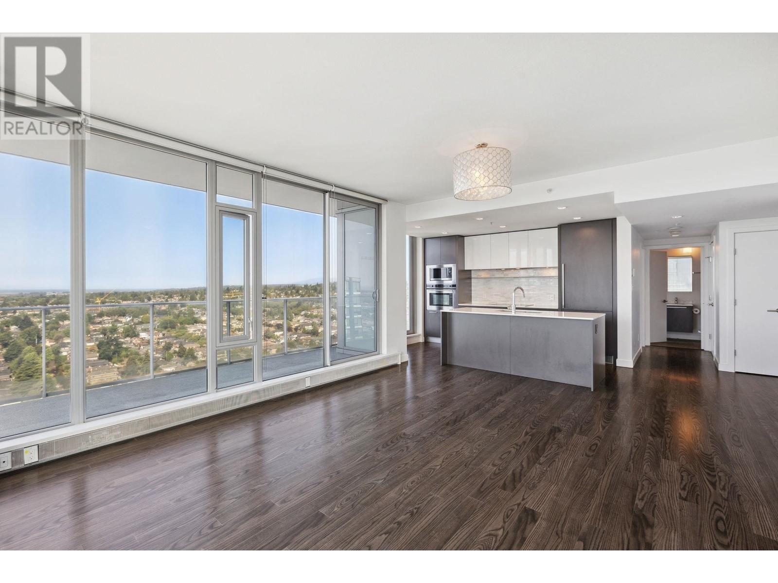 Listing Picture 12 of 36 : 3306 8131 NUNAVUT LANE, Vancouver / 溫哥華 - 魯藝地產 Yvonne Lu Group - MLS Medallion Club Member