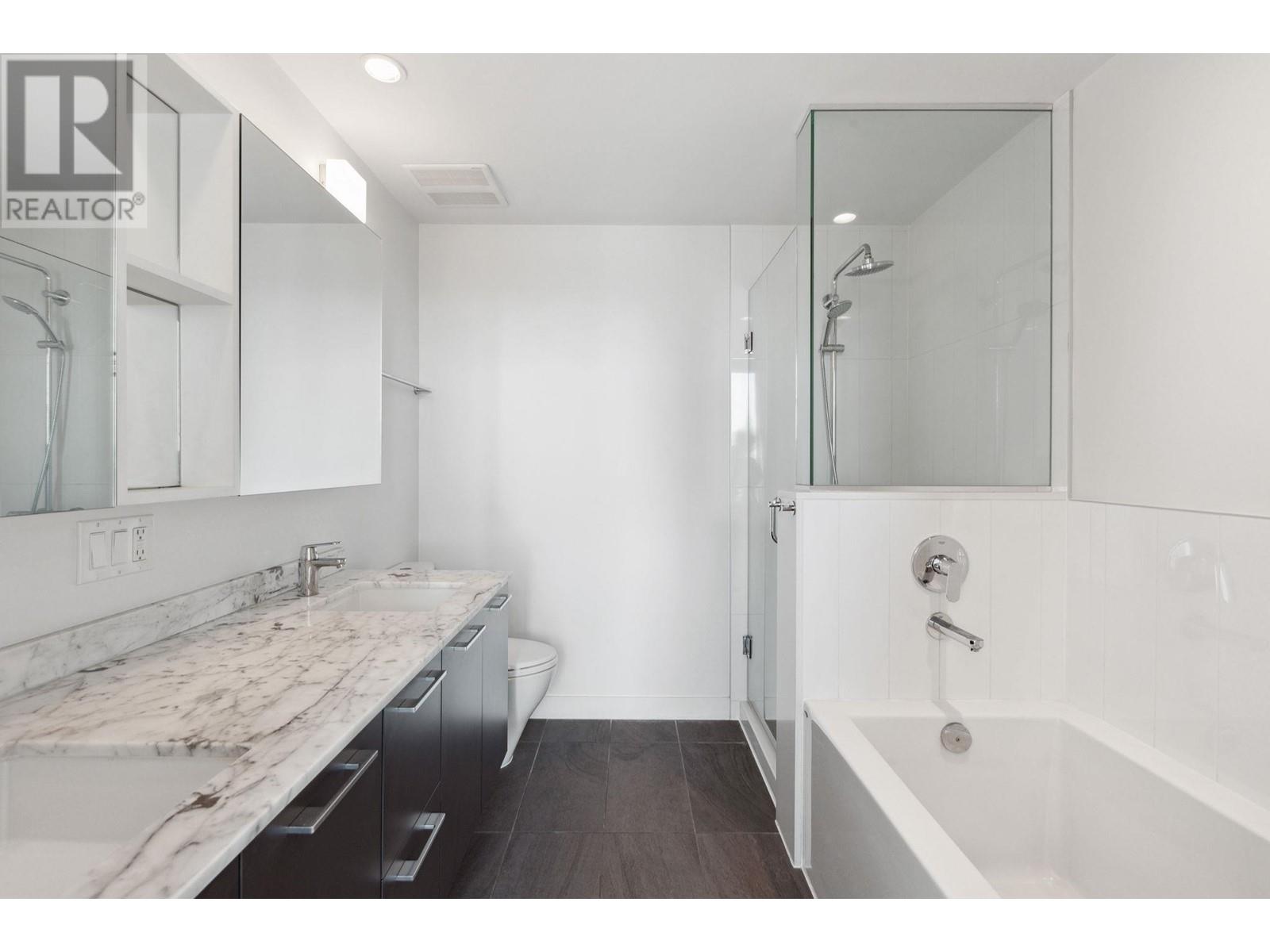 Listing Picture 20 of 36 : 3306 8131 NUNAVUT LANE, Vancouver / 溫哥華 - 魯藝地產 Yvonne Lu Group - MLS Medallion Club Member