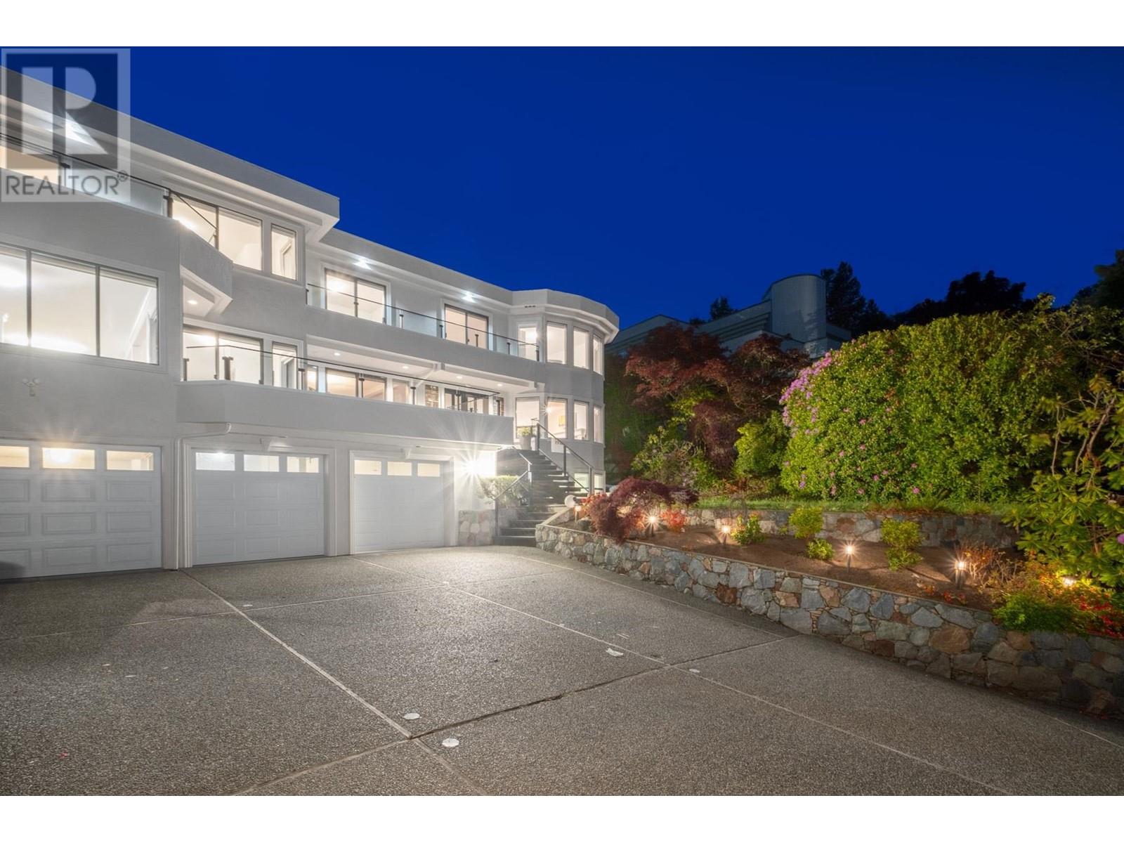 2523 Westhill Drive, West Vancouver, British Columbia  V7S 3A3 - Photo 3 - R2960568