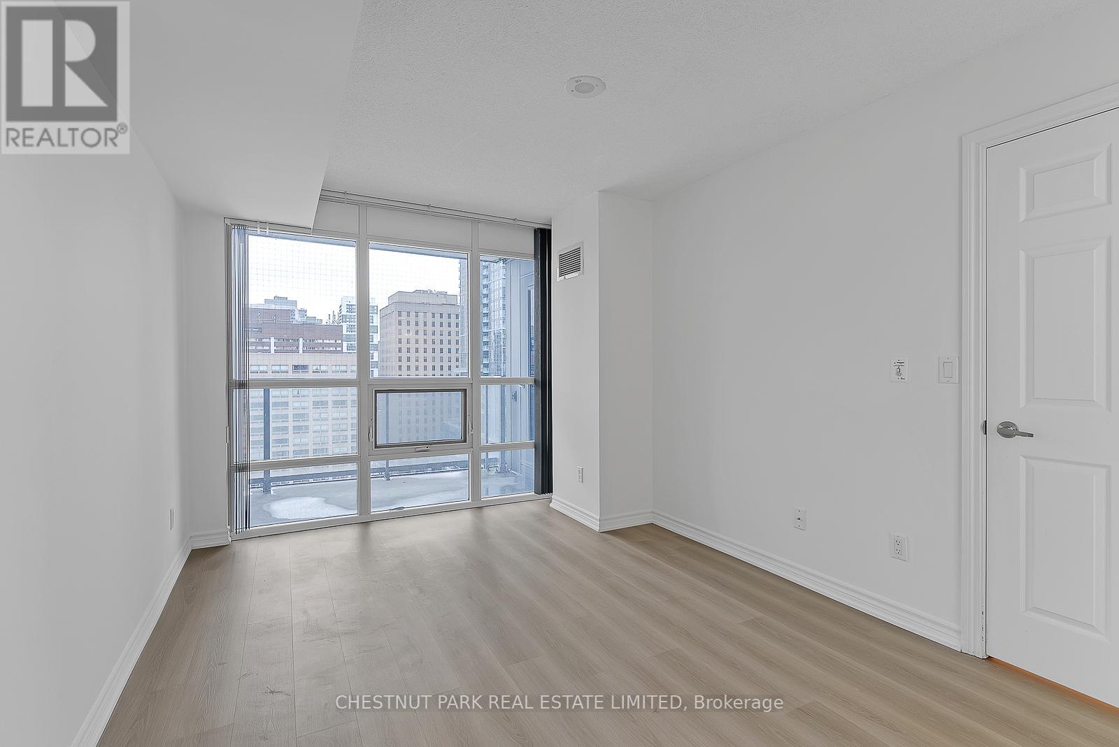 1503 - 761 Bay Street, Toronto, Ontario  M5G 2R2 - Photo 20 - C11942829