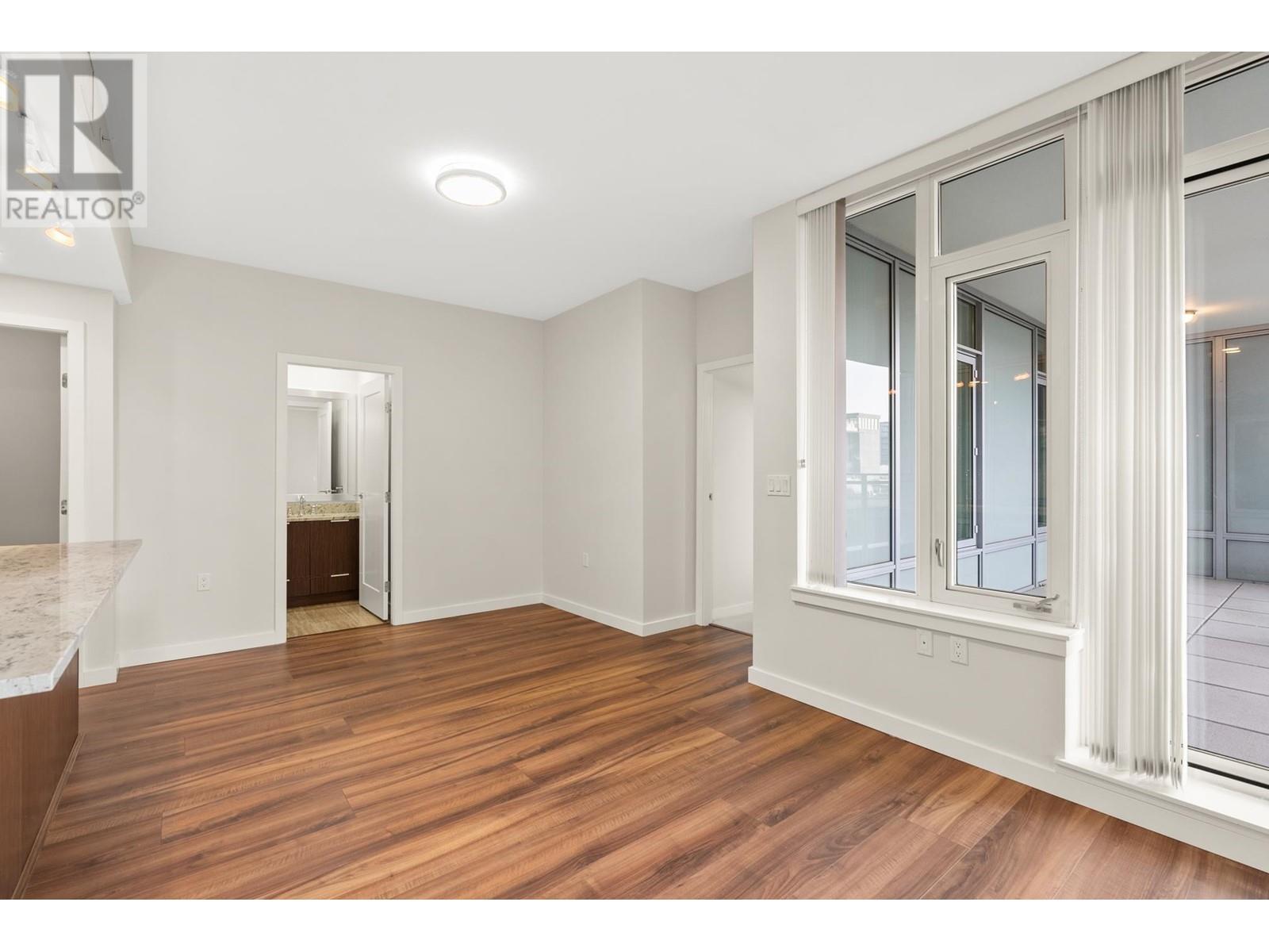 Listing Picture 5 of 39 : 713 8688 HAZELBRIDGE WAY, Richmond / 烈治文 - 魯藝地產 Yvonne Lu Group - MLS Medallion Club Member