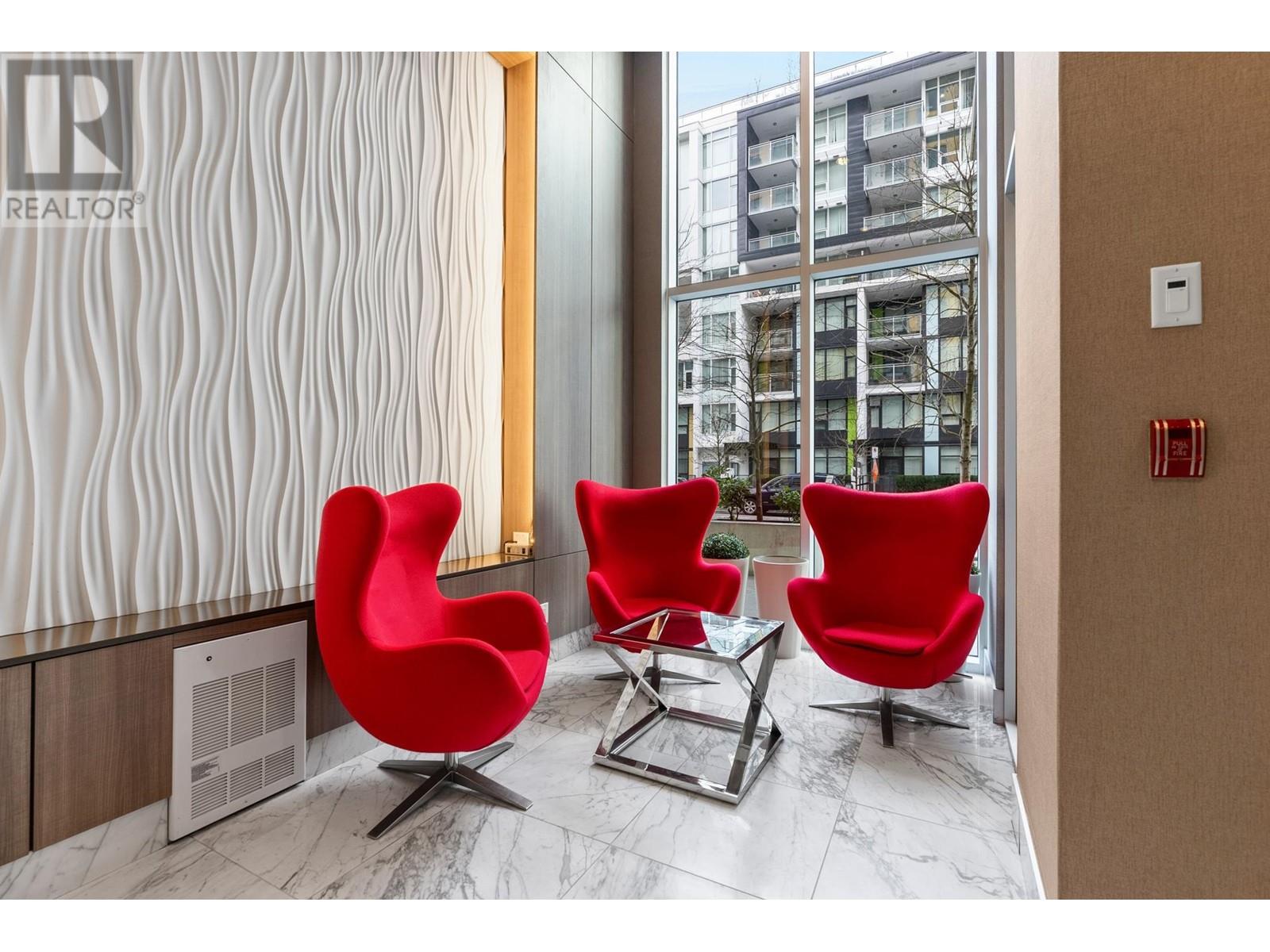 Listing Picture 32 of 39 : 713 8688 HAZELBRIDGE WAY, Richmond / 烈治文 - 魯藝地產 Yvonne Lu Group - MLS Medallion Club Member