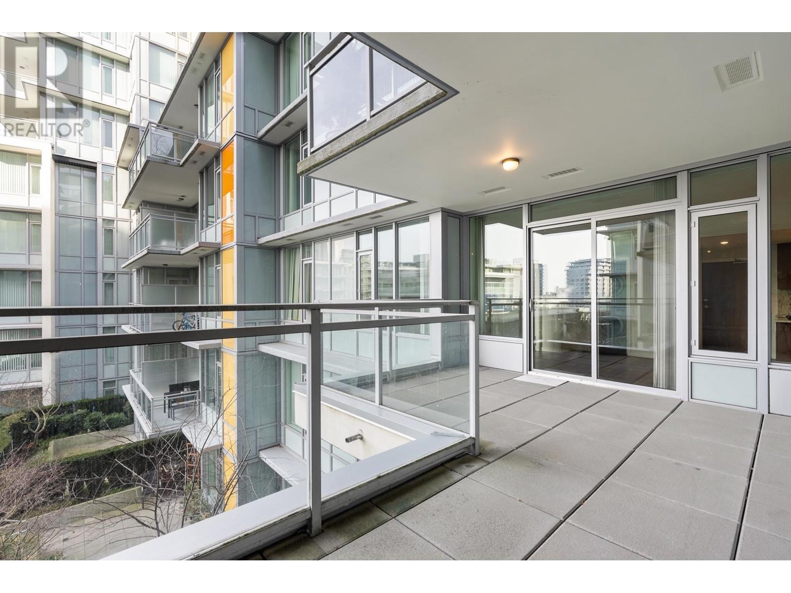 Listing Picture 35 of 39 : 713 8688 HAZELBRIDGE WAY, Richmond / 烈治文 - 魯藝地產 Yvonne Lu Group - MLS Medallion Club Member