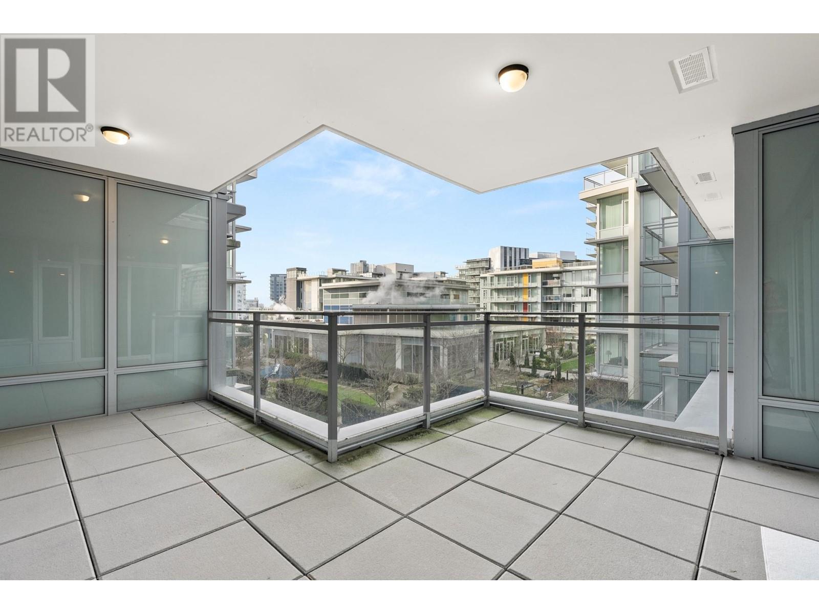 Listing Picture 33 of 39 : 713 8688 HAZELBRIDGE WAY, Richmond / 烈治文 - 魯藝地產 Yvonne Lu Group - MLS Medallion Club Member