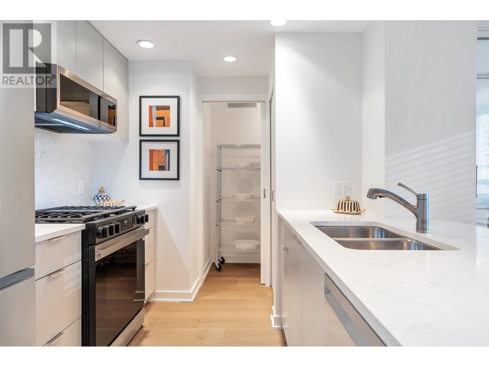 606 638 Beach Crescent, Vancouver, British Columbia  V6Z 3H4 - Photo 12 - R2960578