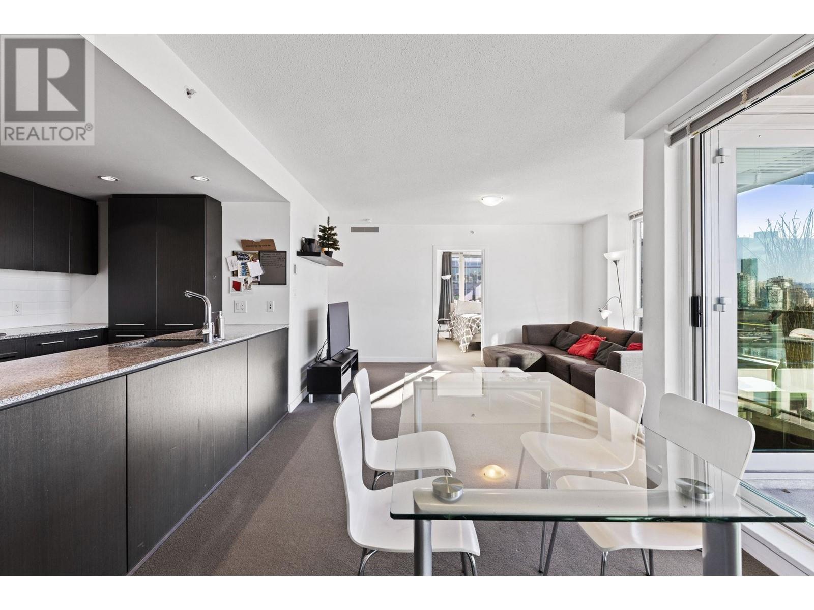 Listing Picture 6 of 28 : 607 522 W 8TH AVENUE, Vancouver / 溫哥華 - 魯藝地產 Yvonne Lu Group - MLS Medallion Club Member