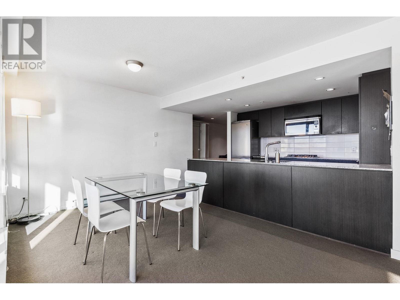 Listing Picture 7 of 28 : 607 522 W 8TH AVENUE, Vancouver / 溫哥華 - 魯藝地產 Yvonne Lu Group - MLS Medallion Club Member