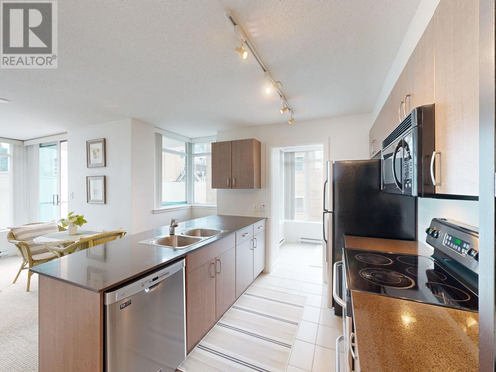 1116 610 Granville Street, Vancouver, British Columbia  V6C 3T3 - Photo 1 - R2960601