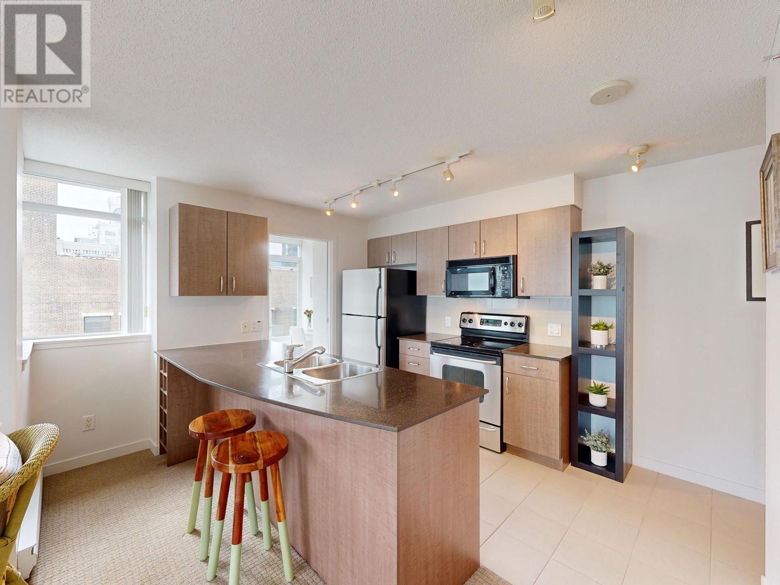 1116 610 Granville Street, Vancouver, British Columbia  V6C 3T3 - Photo 2 - R2960601