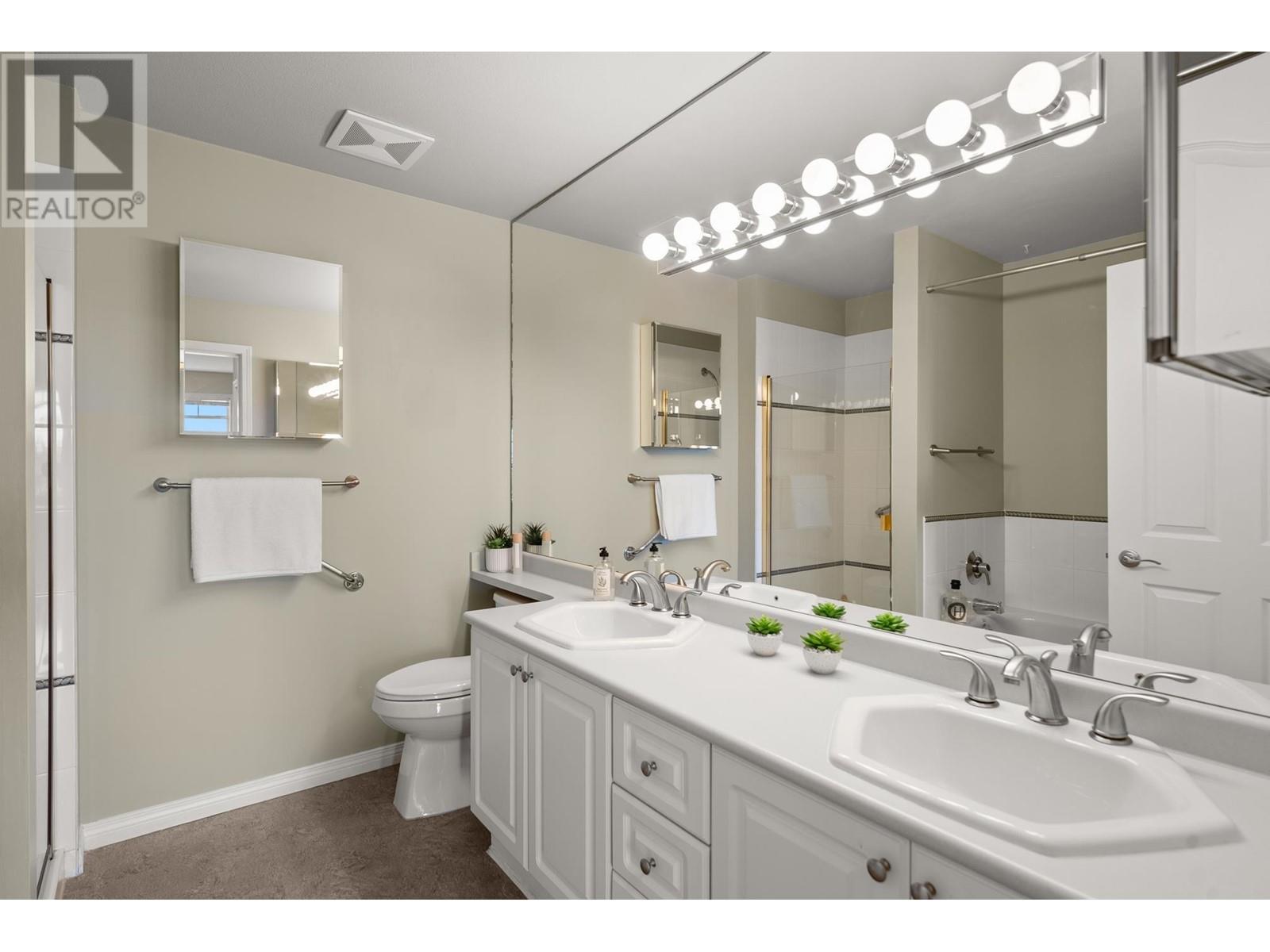 211 1300 Hunter Road, Delta, British Columbia  V4L 1Y8 - Photo 18 - R2960625