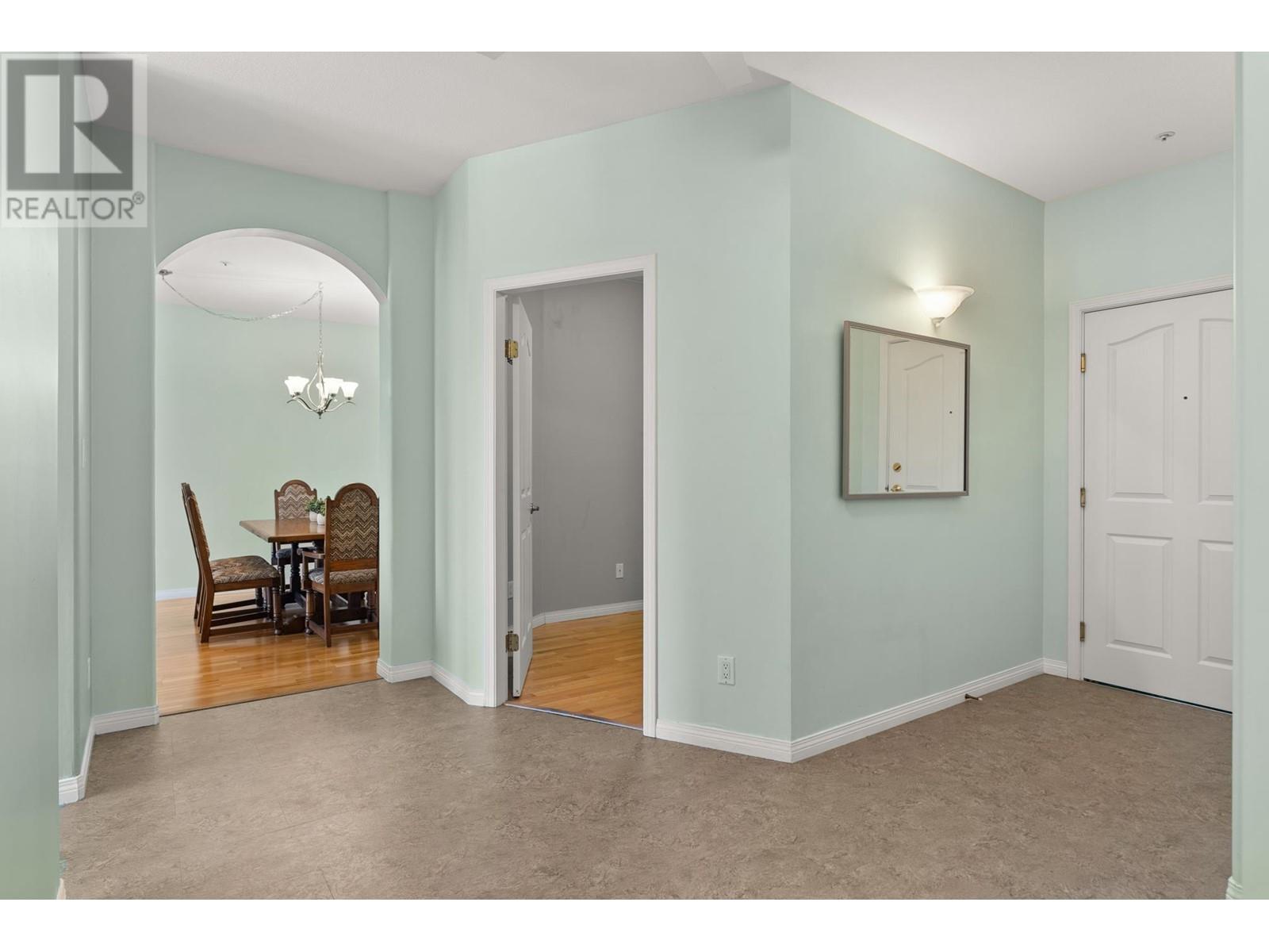 211 1300 Hunter Road, Delta, British Columbia  V4L 1Y8 - Photo 6 - R2960625
