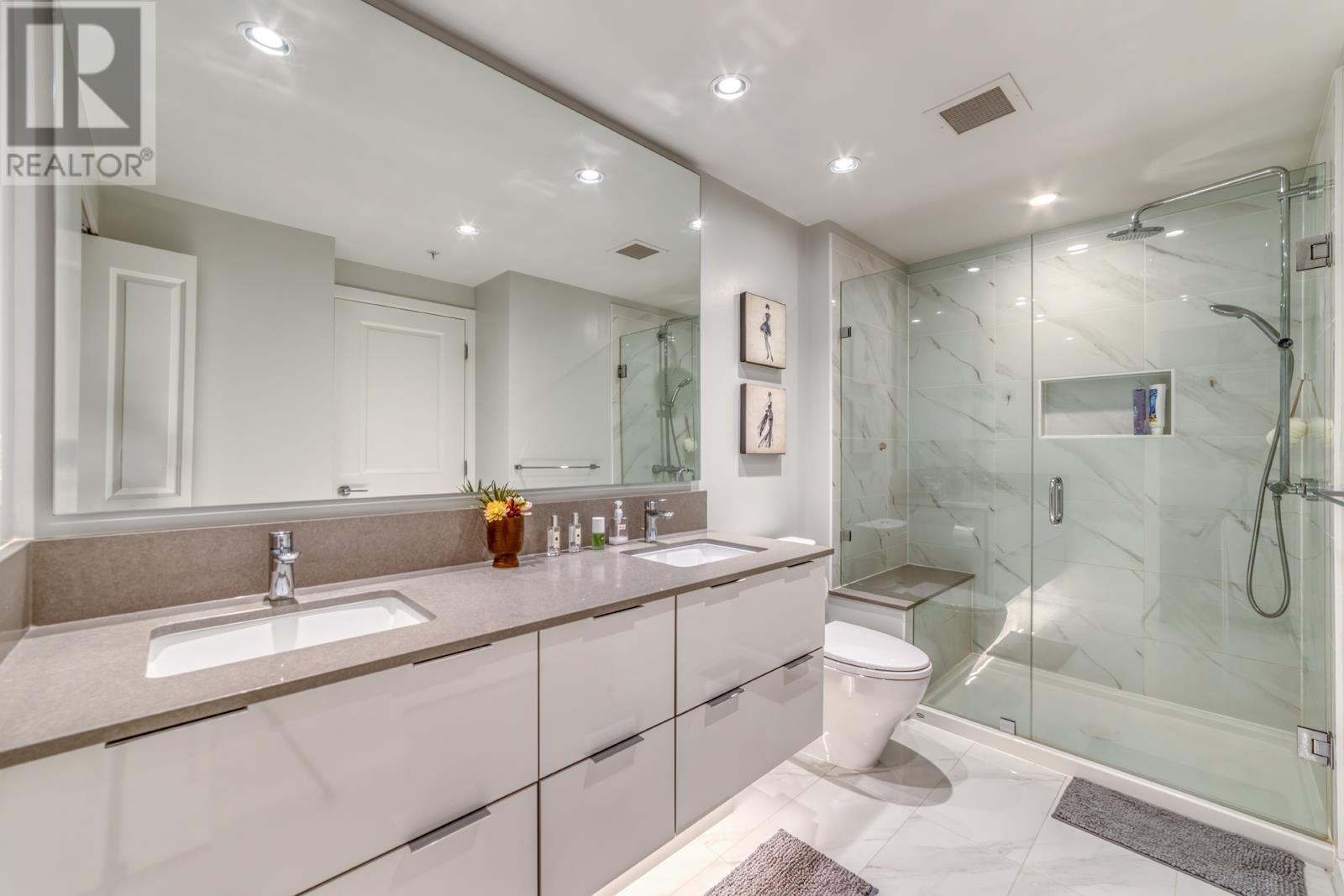 Listing Picture 12 of 27 : 1801 6638 DUNBLANE AVENUE, Burnaby / 本拿比 - 魯藝地產 Yvonne Lu Group - MLS Medallion Club Member