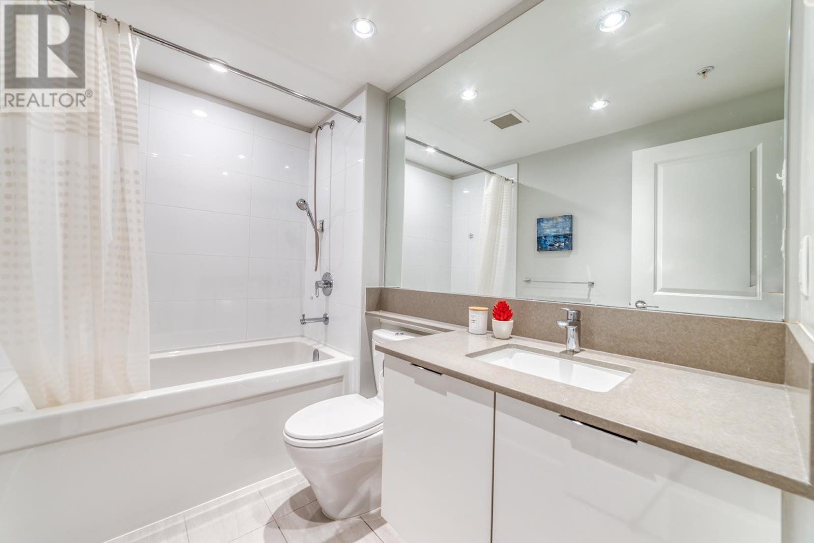 Listing Picture 14 of 27 : 1801 6638 DUNBLANE AVENUE, Burnaby / 本拿比 - 魯藝地產 Yvonne Lu Group - MLS Medallion Club Member