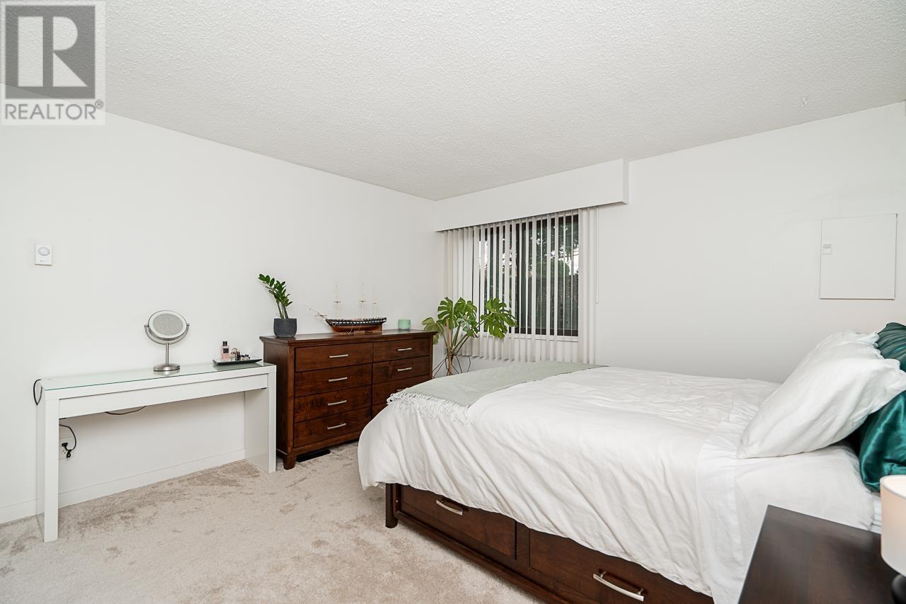 Listing Picture 18 of 33 : 115 11791 KING ROAD, Richmond / 烈治文 - 魯藝地產 Yvonne Lu Group - MLS Medallion Club Member