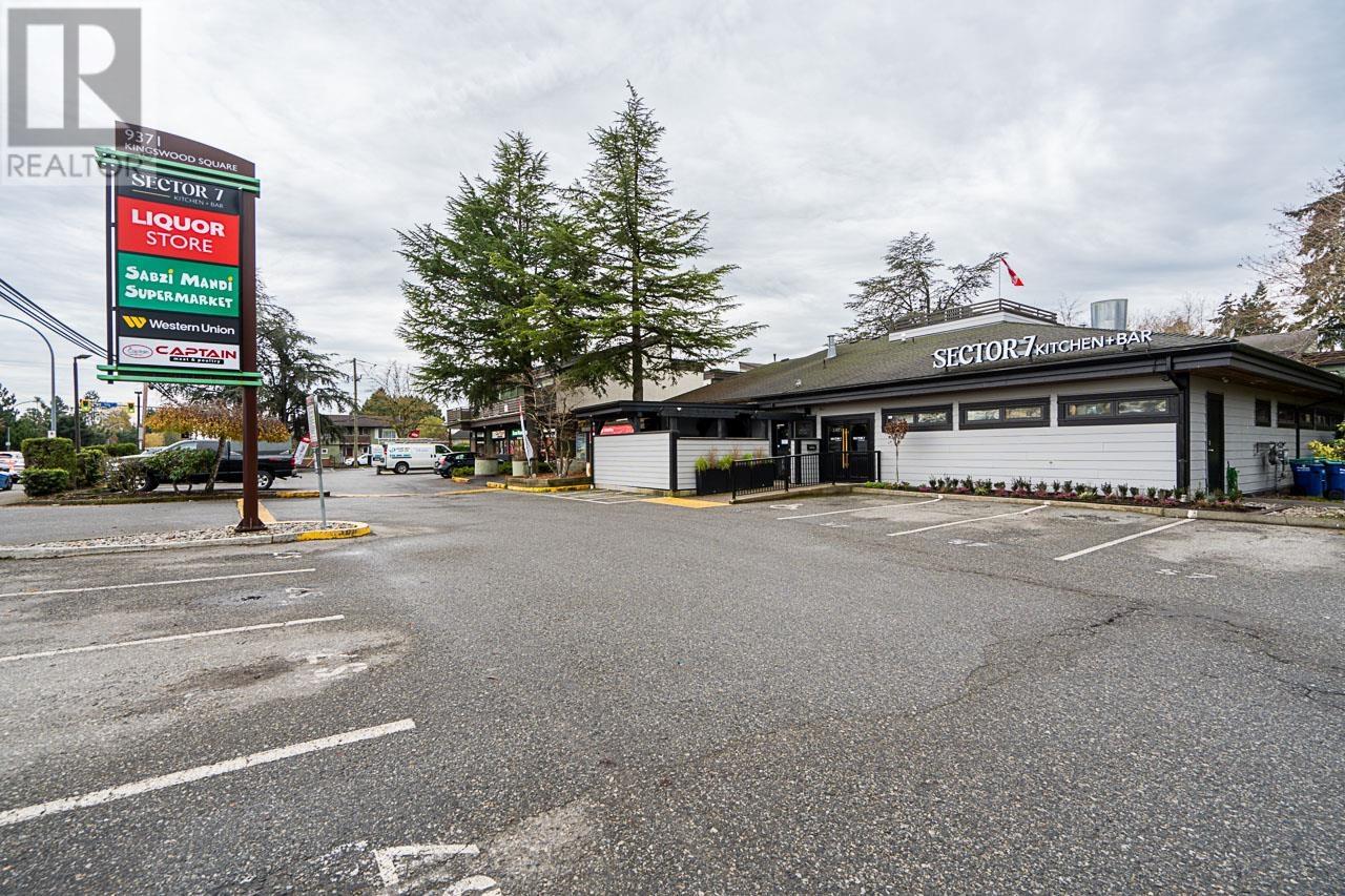 Listing Picture 30 of 33 : 115 11791 KING ROAD, Richmond / 烈治文 - 魯藝地產 Yvonne Lu Group - MLS Medallion Club Member
