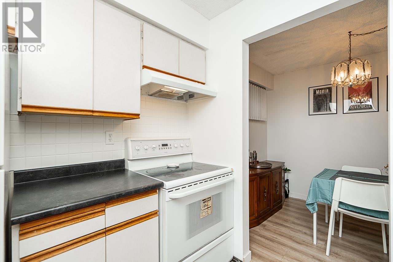 Listing Picture 6 of 33 : 115 11791 KING ROAD, Richmond / 烈治文 - 魯藝地產 Yvonne Lu Group - MLS Medallion Club Member