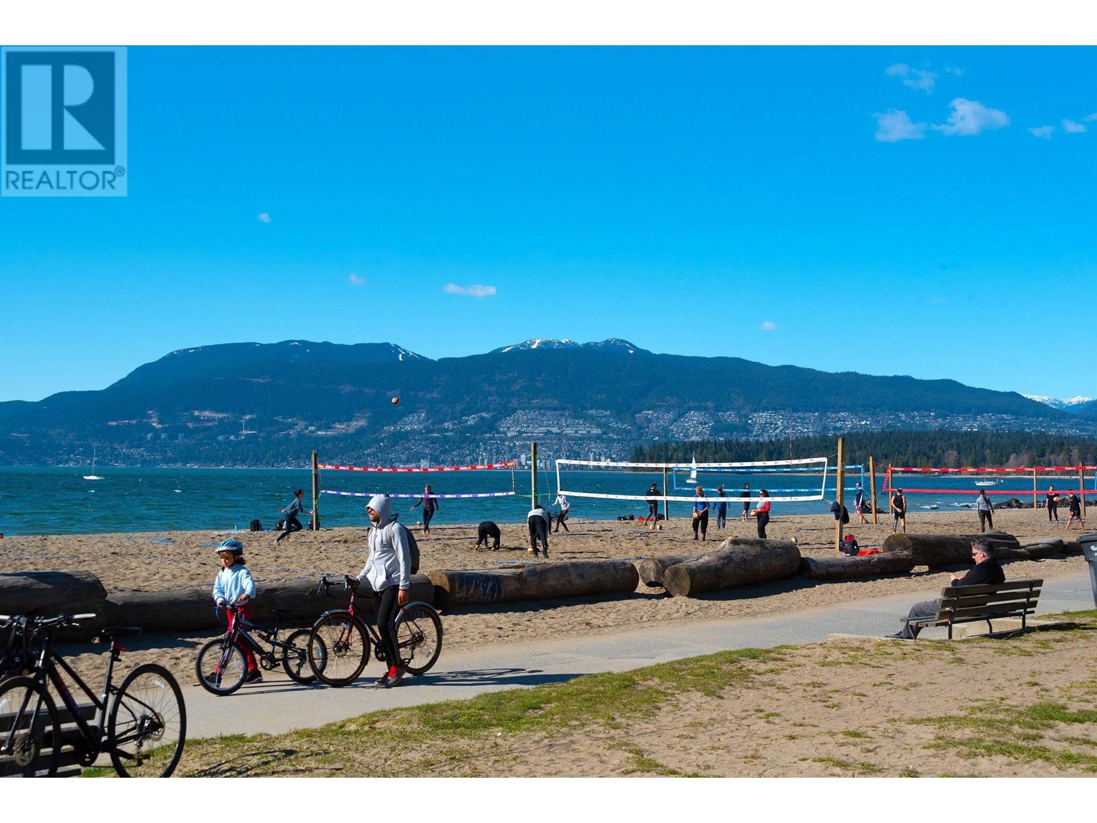 Listing Picture 31 of 40 : 401 2025 STEPHENS STREET, Vancouver / 溫哥華 - 魯藝地產 Yvonne Lu Group - MLS Medallion Club Member