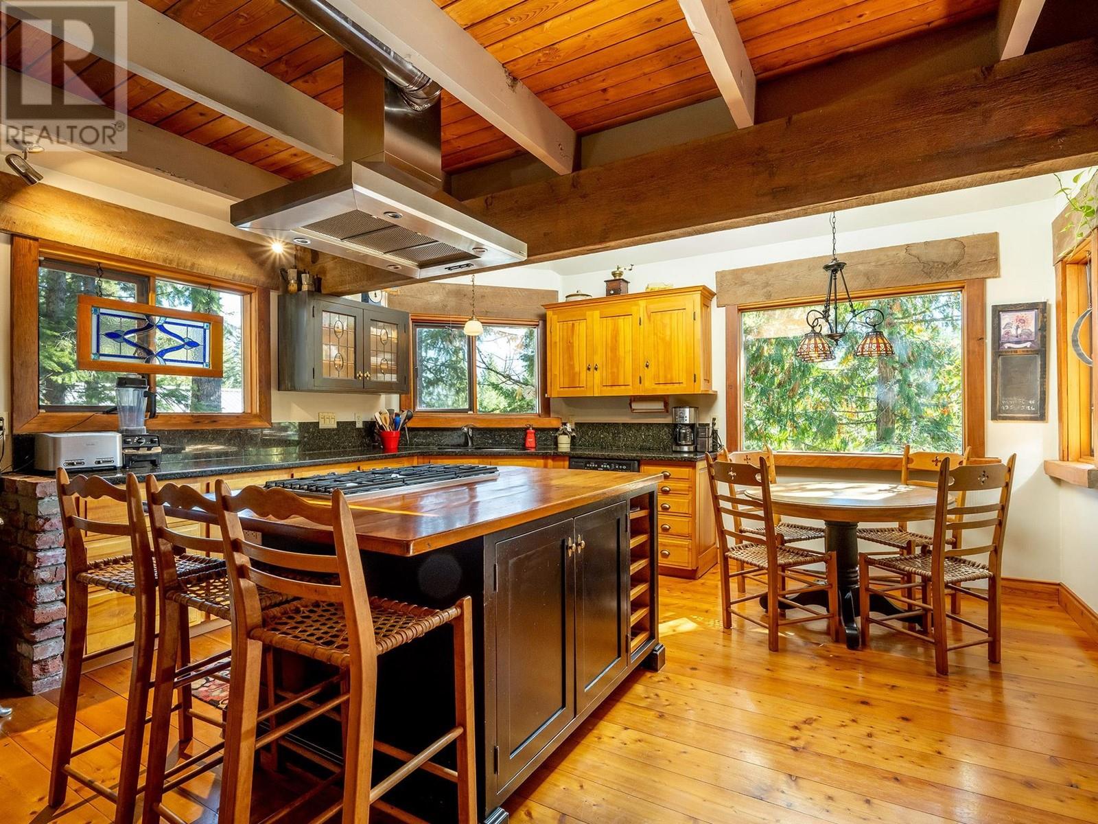 8239 Mountain View Drive, Whistler, British Columbia  V8E 0G3 - Photo 7 - R2945264