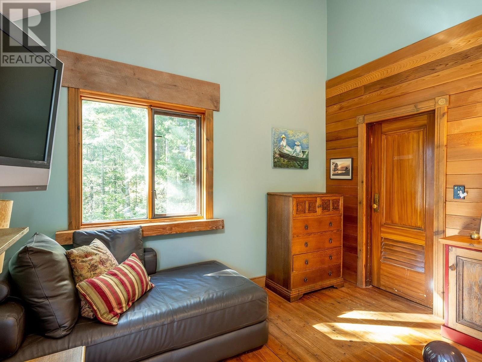 8239 Mountain View Drive, Whistler, British Columbia  V8E 0G3 - Photo 19 - R2945264