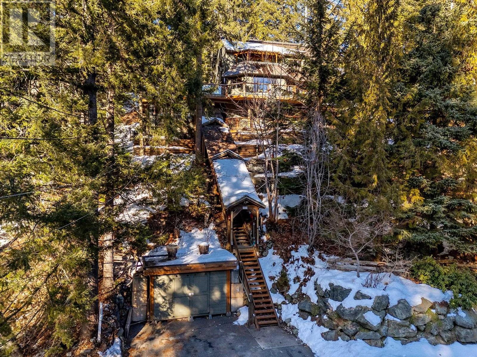 8239 Mountain View Drive, Whistler, British Columbia  V8E 0G3 - Photo 30 - R2945264