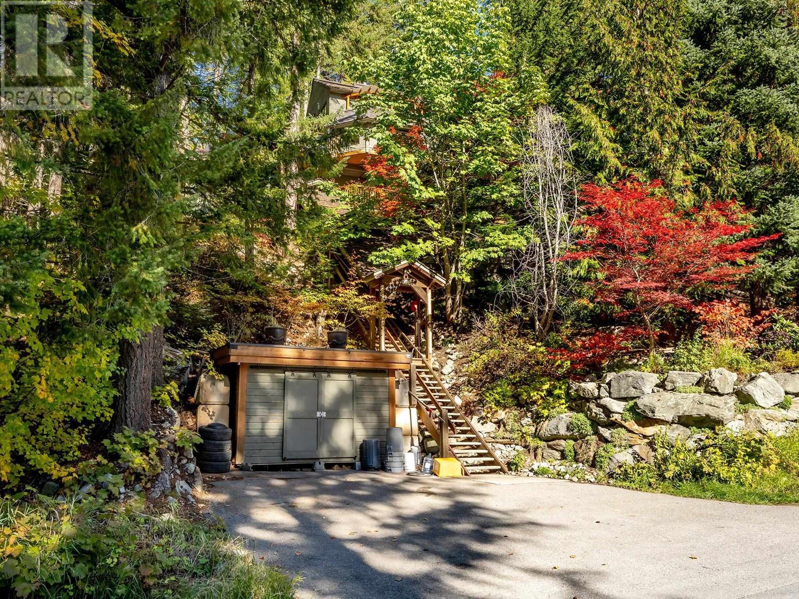 8239 Mountain View Drive, Whistler, British Columbia  V8E 0G3 - Photo 29 - R2945264