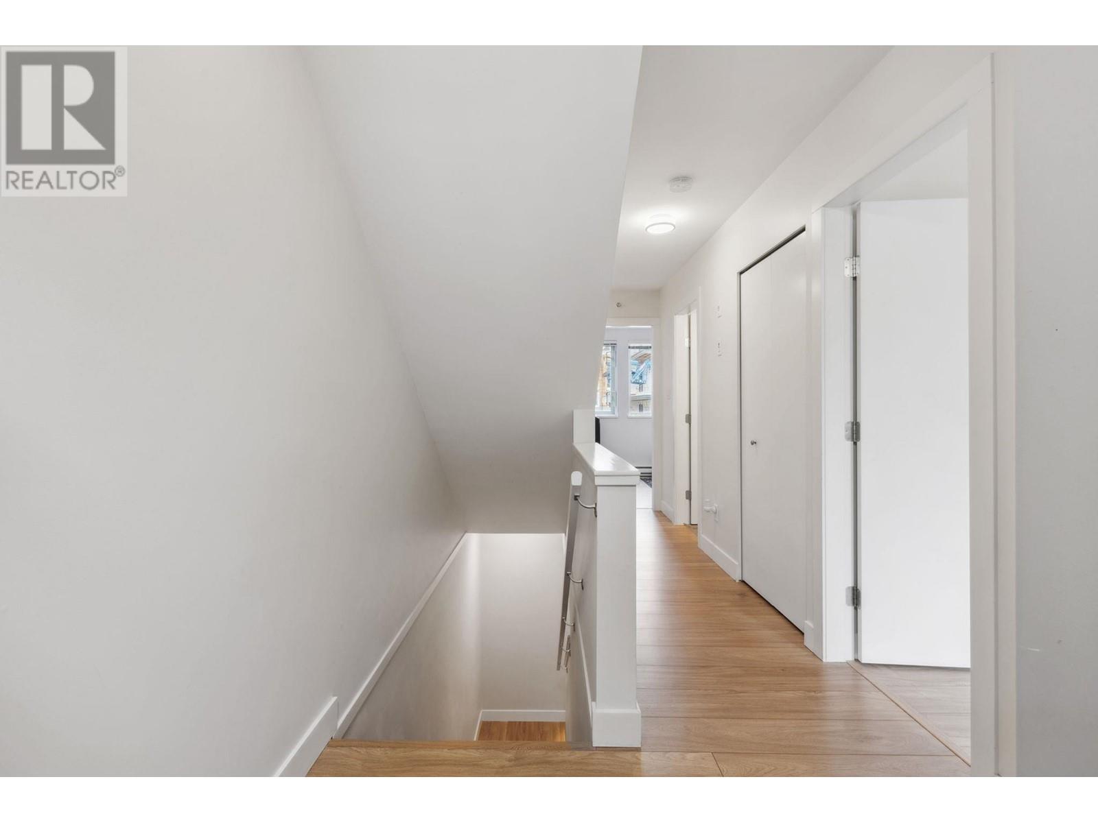 301 568 Rochester Avenue, Coquitlam, British Columbia  V3K 0C3 - Photo 18 - R2955320