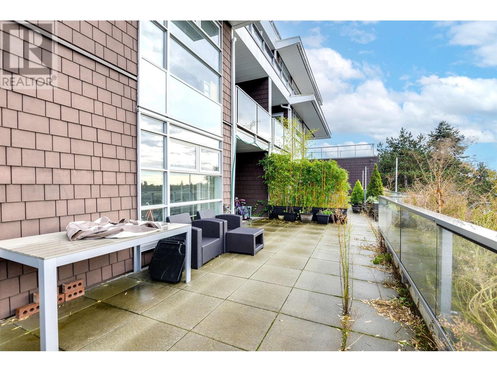 Listing Picture 3 of 29 : 306 10020 DUNOON DRIVE, Richmond / 烈治文 - 魯藝地產 Yvonne Lu Group - MLS Medallion Club Member